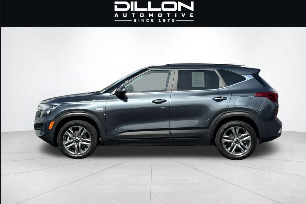 Used 2022 Kia Seltos S AWD/4WD image 7