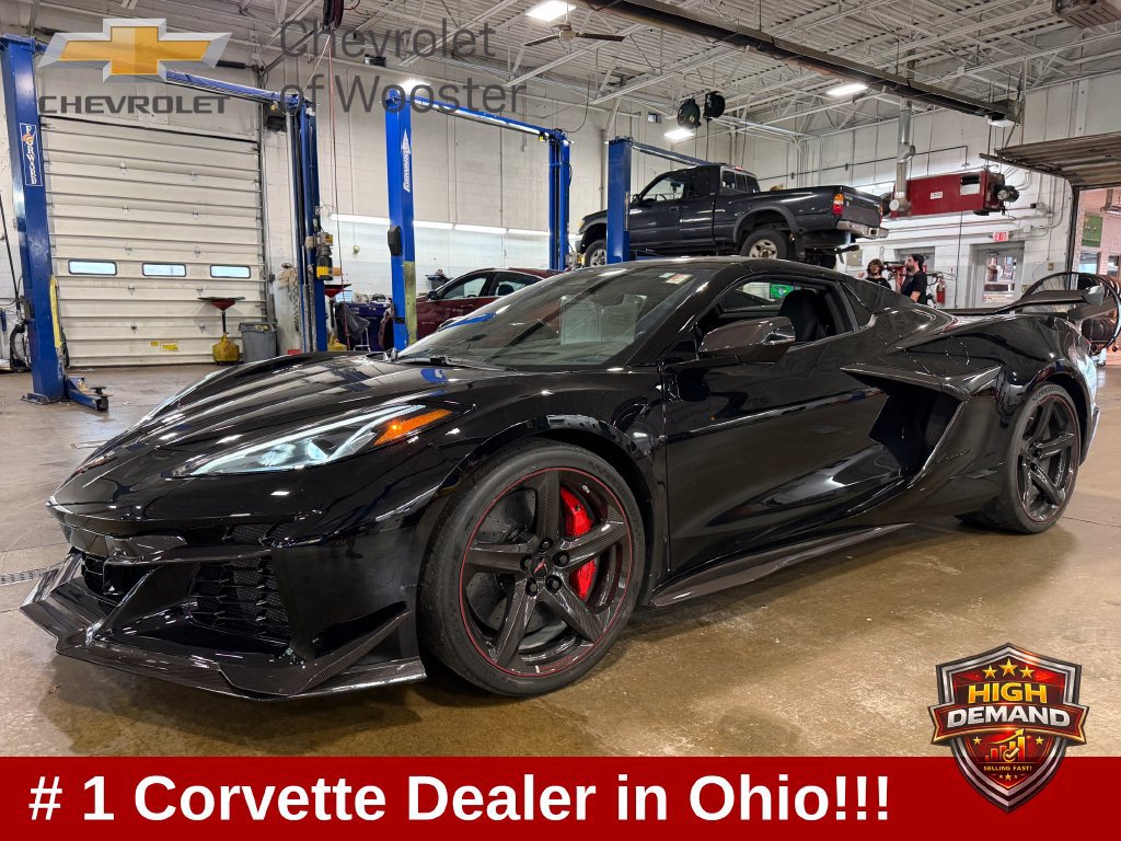 Used 2024 Chevrolet Corvette Z06 w/ Z07 Performance Package