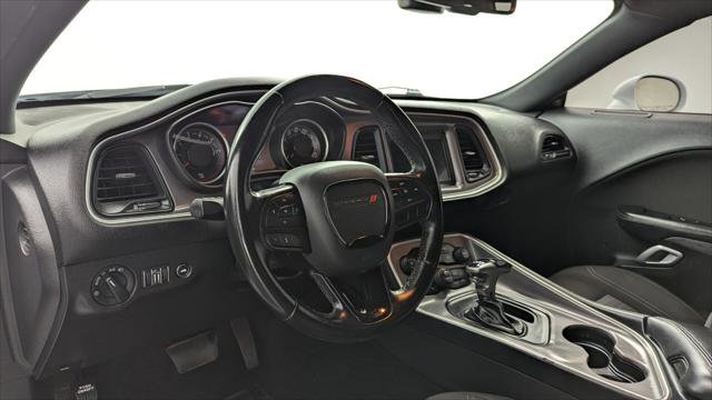 Used 2021 Dodge Challenger SXT image 21
