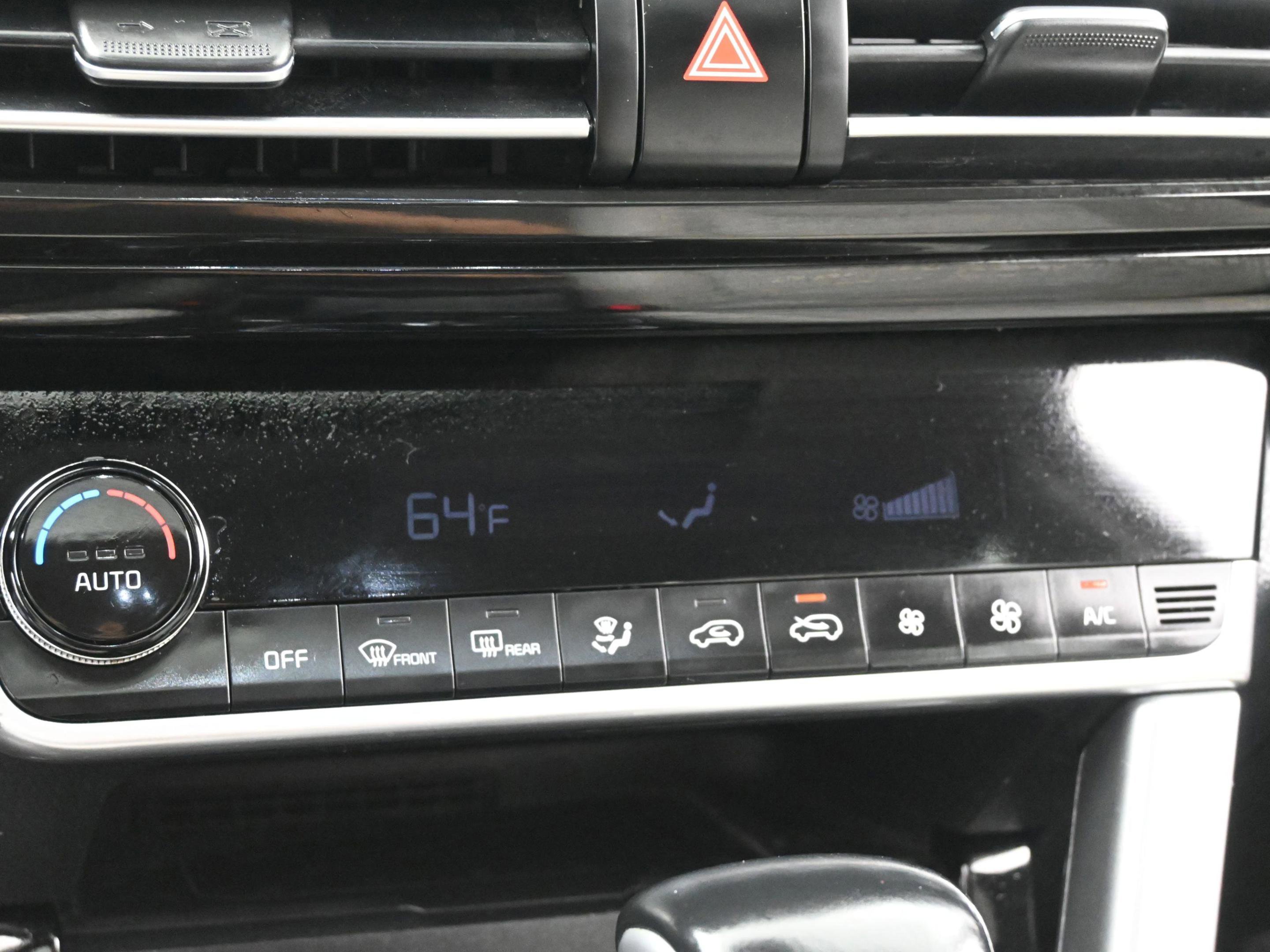 Used 2022 Kia Seltos EX image 42