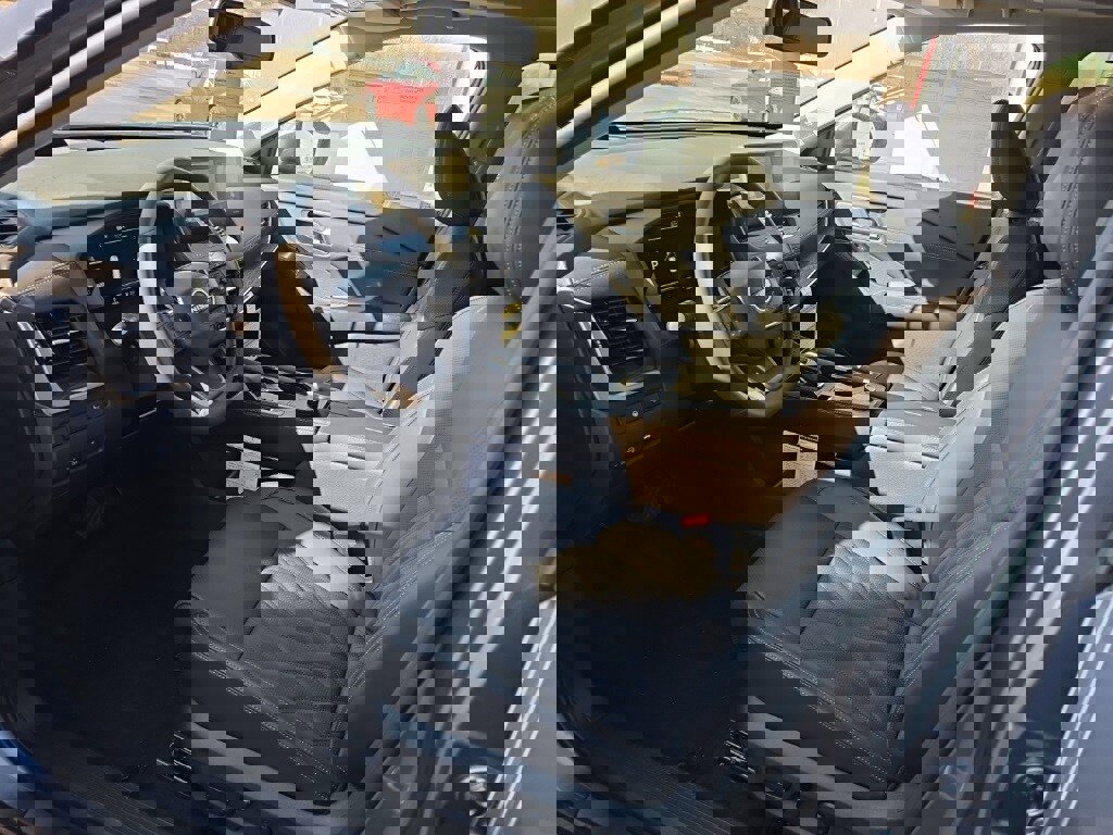 New 2026 Nissan Rogue Platinum image 15