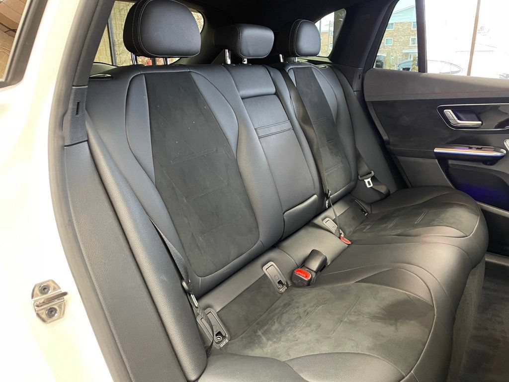 Used 2024 Mercedes-Benz EQE AMG 4MATIC SUV image 28