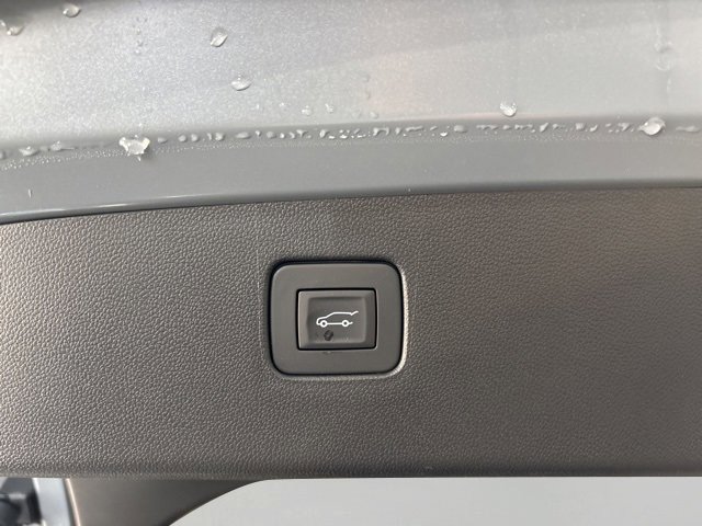 New 2025 Buick Envista Avenir image 18