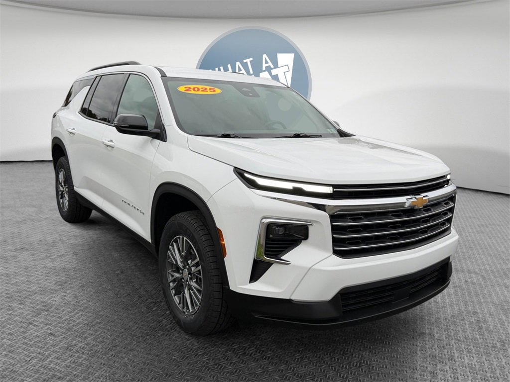 Certified 2024 Chevrolet Traverse LT w/ LPO, Floor Liner Package video 1