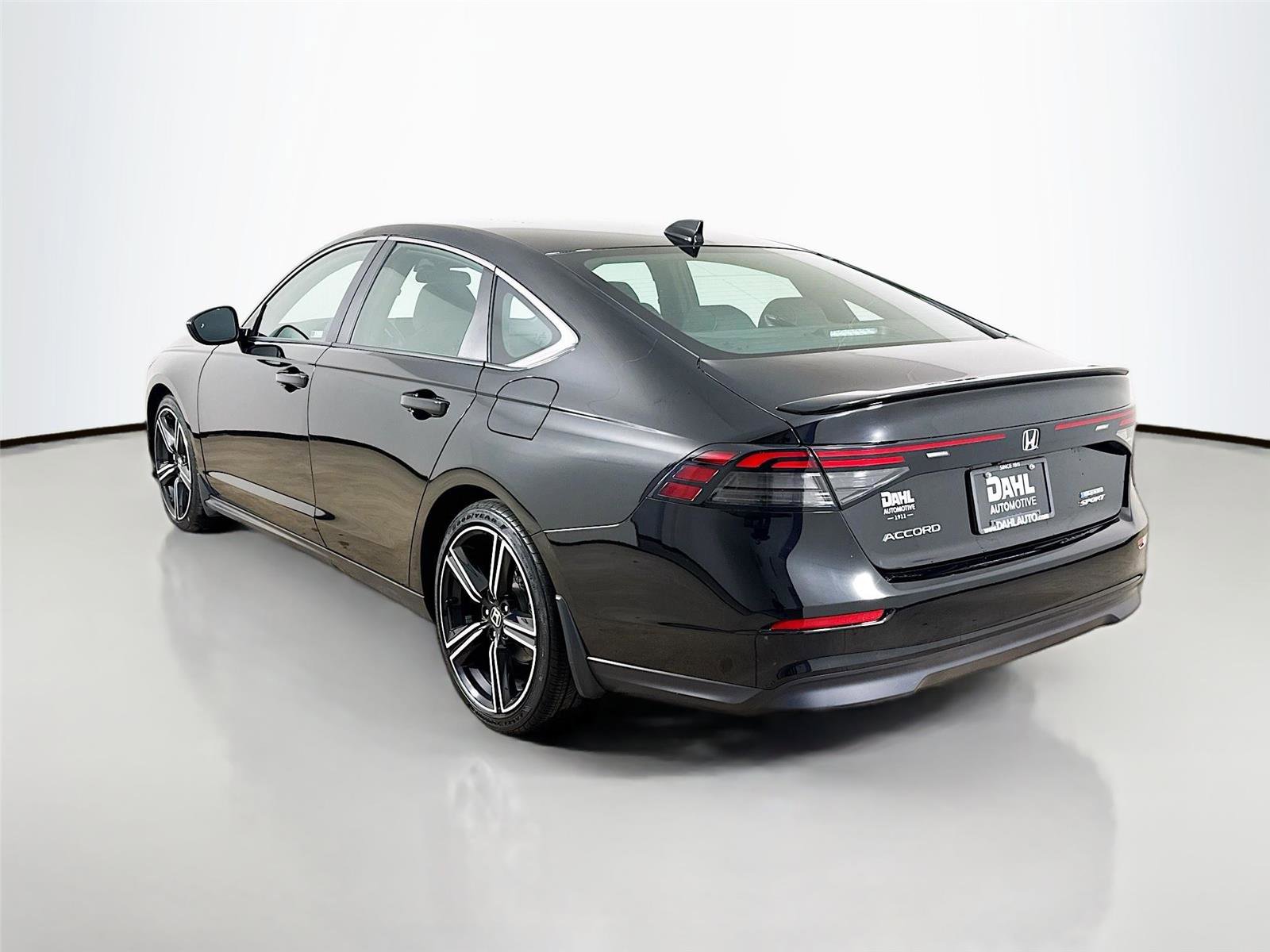 Certified 2023 Honda Accord Sport image 10