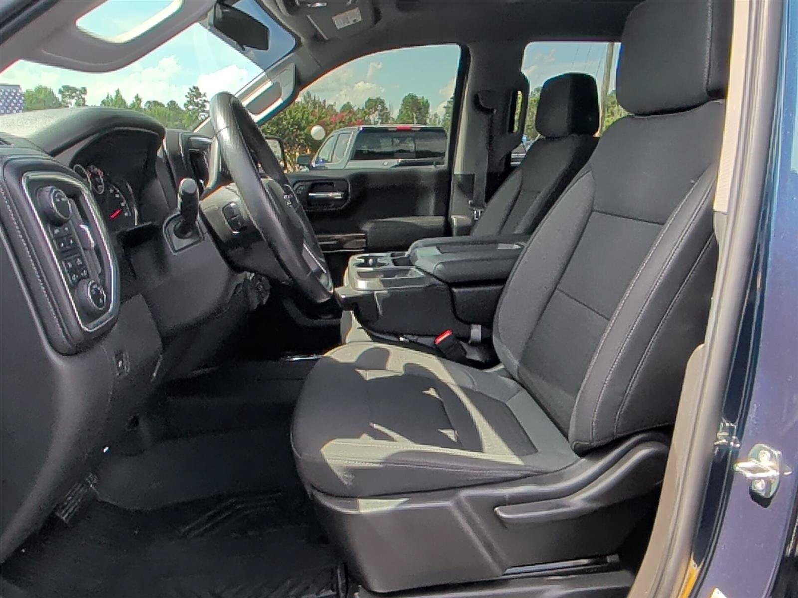 Used 2020 Chevrolet Silverado 1500 LT Trail Boss AWD/4WD image 12