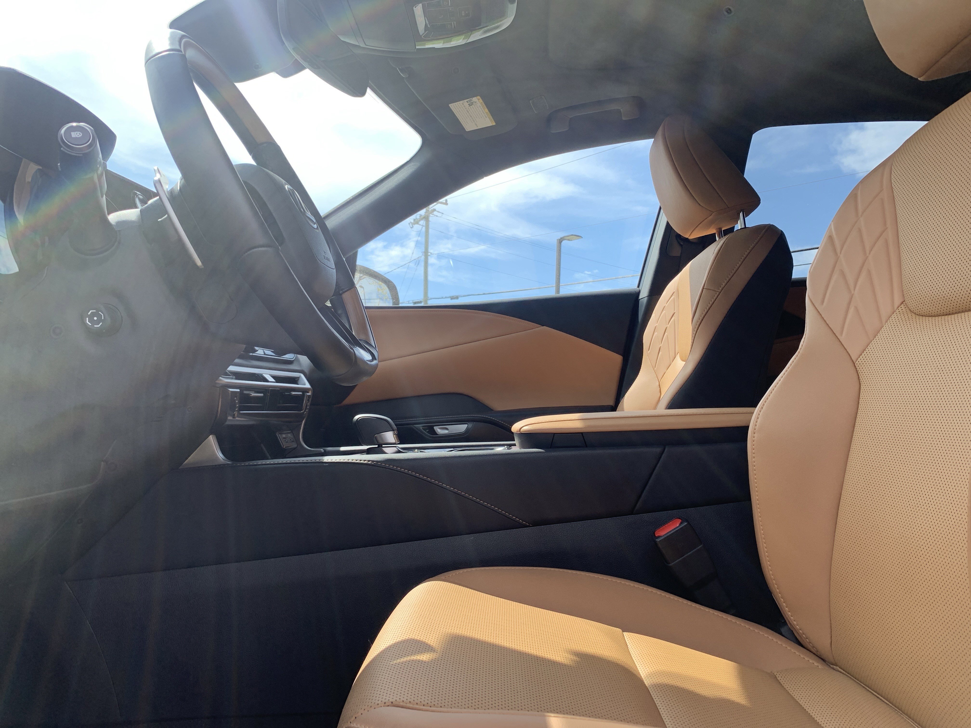 Certified 2025 Lexus RX 350 Premium w/ Accessory Package (Z1) image 16