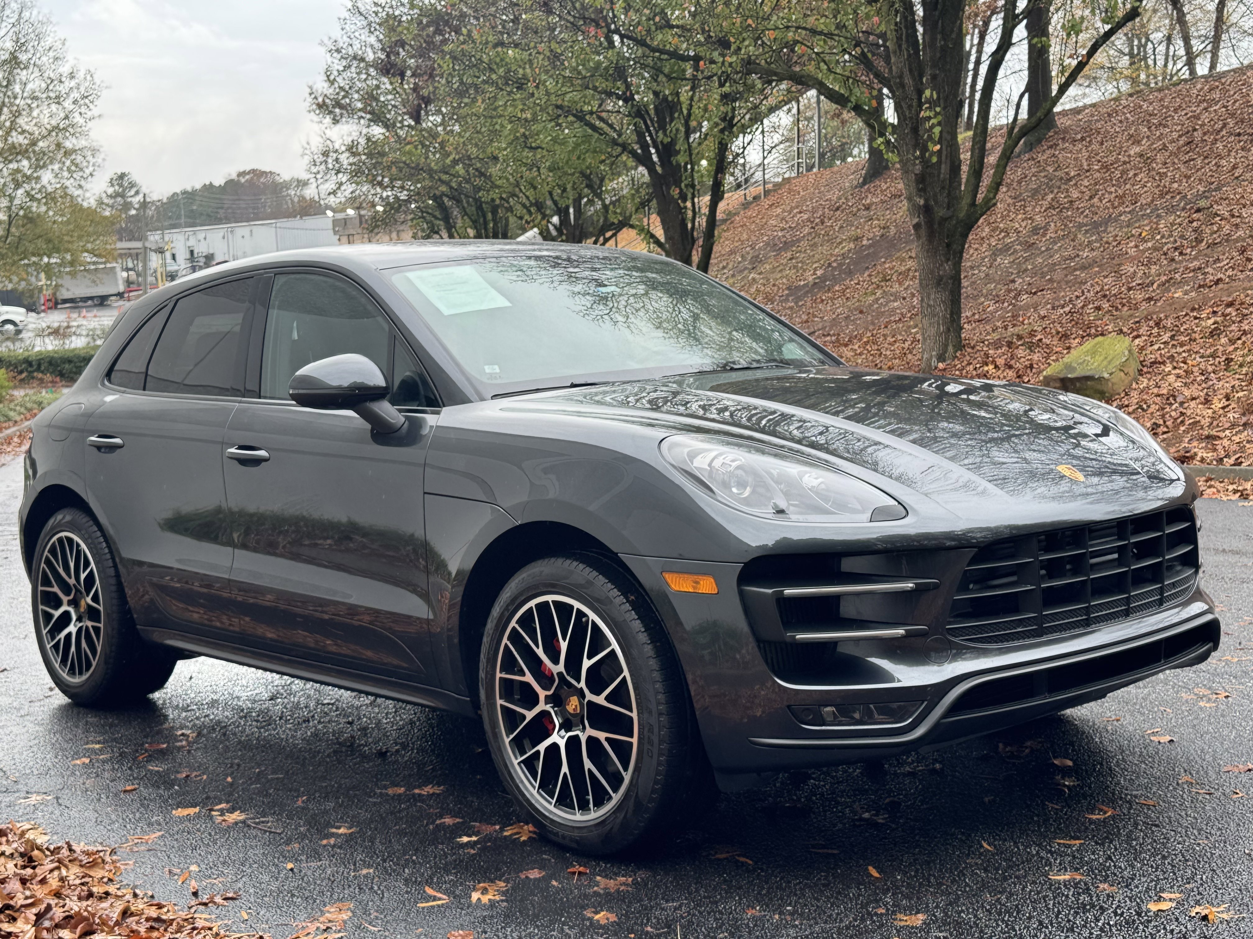 Used 2017 Porsche Macan Turbo image 7