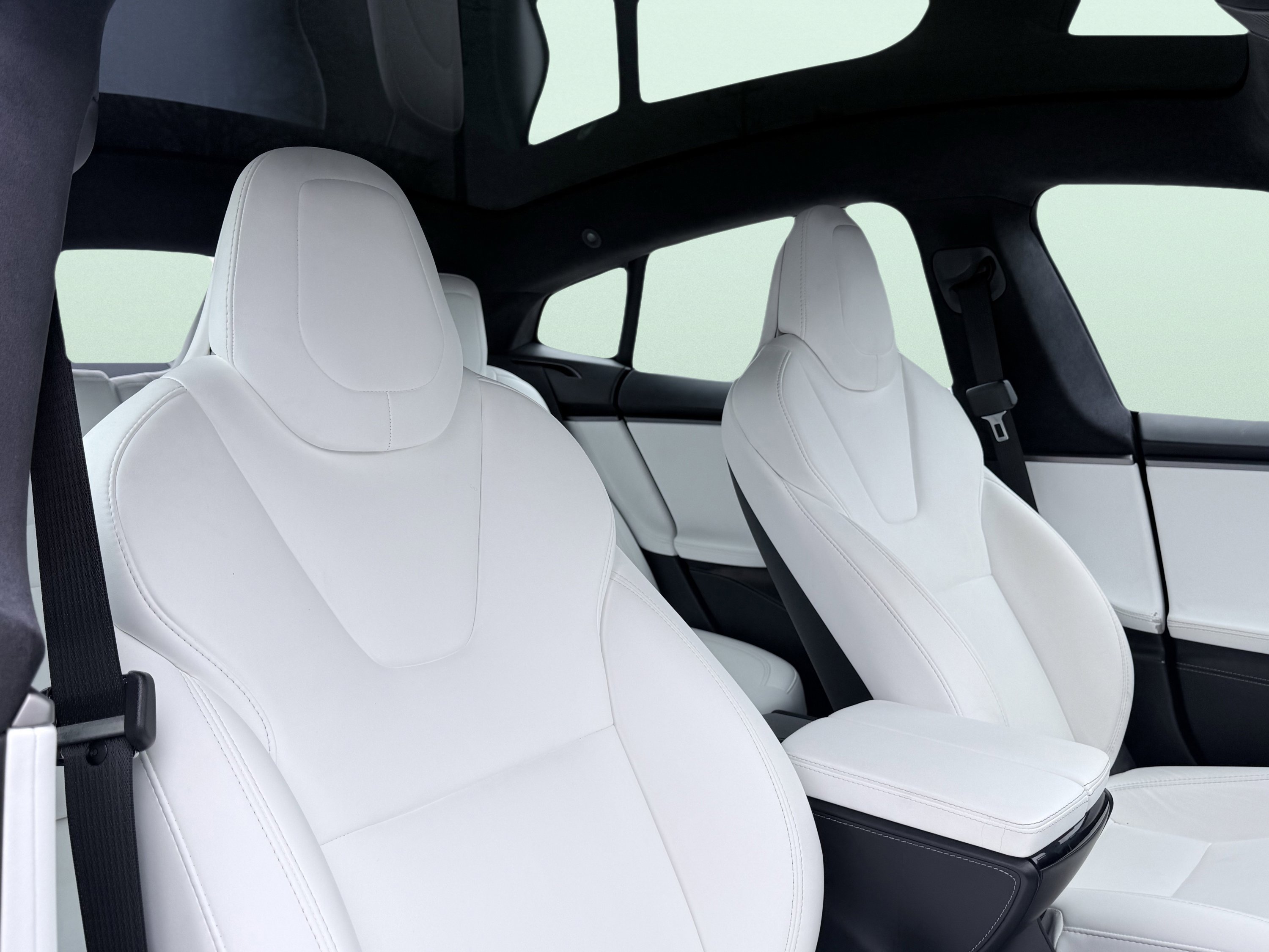 Used 2020 Tesla Model S Long Range Plus image 54