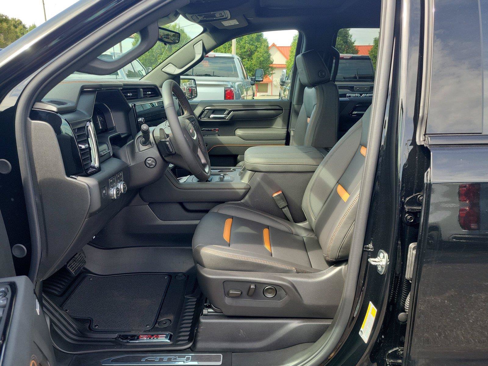 New 2026 GMC Sierra 1500 AT4 w/ AT4 Premium Package AWD/4WD image 15