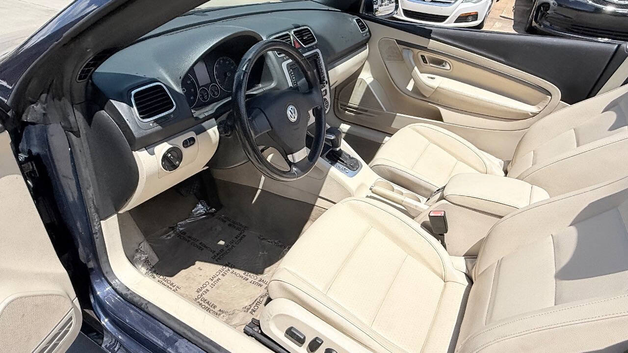 Used 2008 Volkswagen Eos Komfort FWD image 29