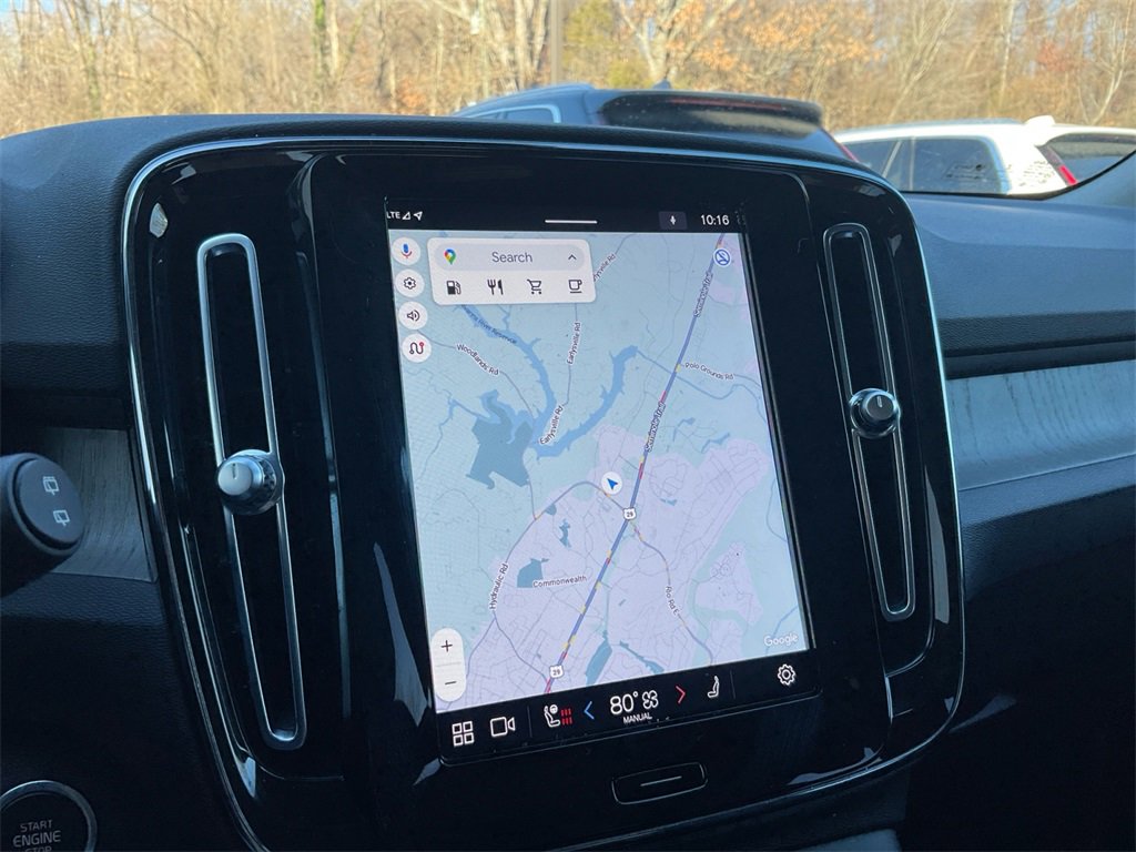 Certified 2023 Volvo XC40 B5 Ultimate w/ Protection Package Premier image 27