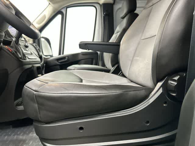 Used 2025 RAM ProMaster 2500 w/ Convenience Group FWD image 26
