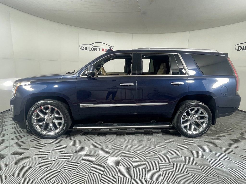 Used 2018 Cadillac Escalade Platinum image 3