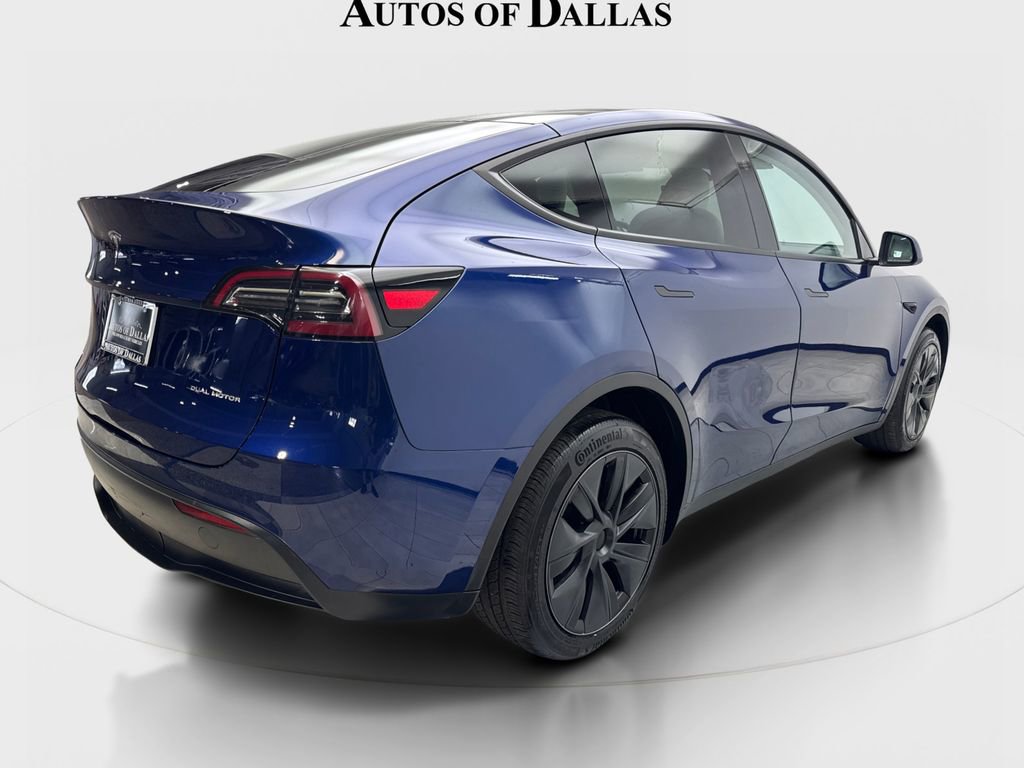 Used 2024 Tesla Model Y Long Range image 6