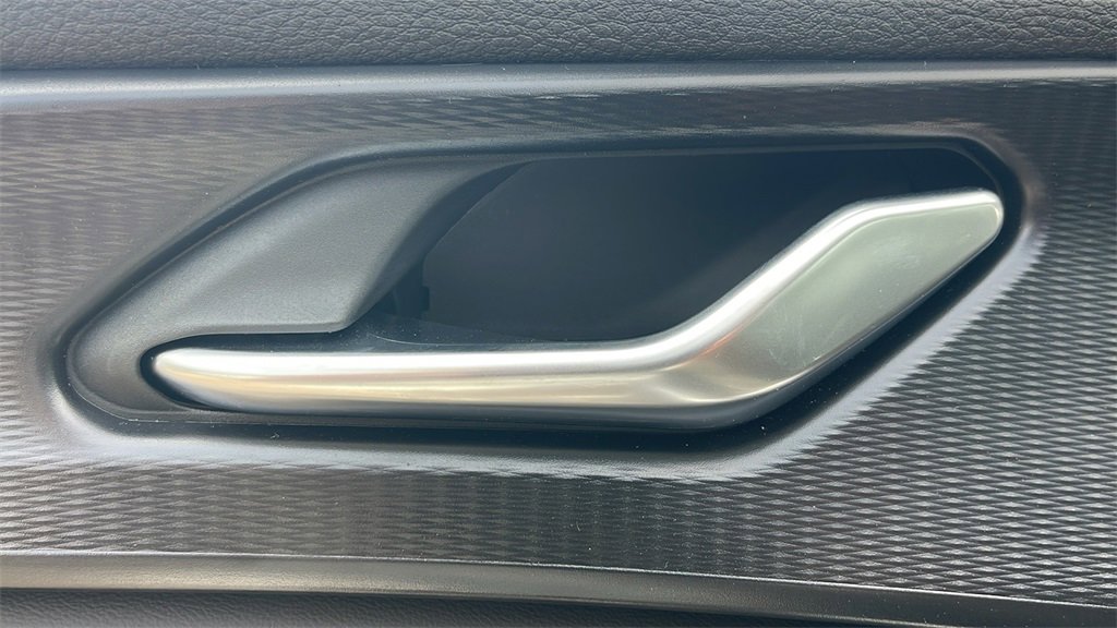 New 2025 Jeep Grand Cherokee L Laredo image 20