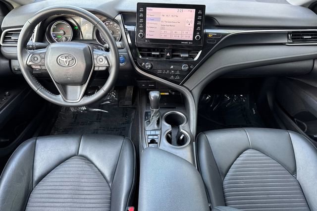 Used 2022 Toyota Camry SE image 15