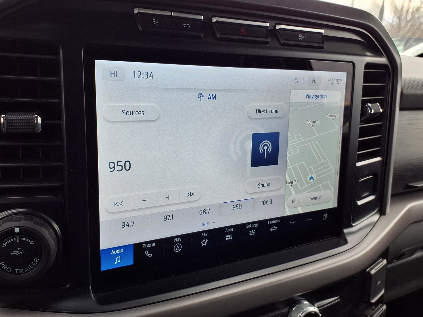 Used 2024 Ford F150 XLT w/ Mobile Office Package image 14