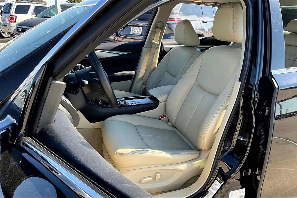 Used 2020 INFINITI Q50 Luxe w/ Cargo Package image 33