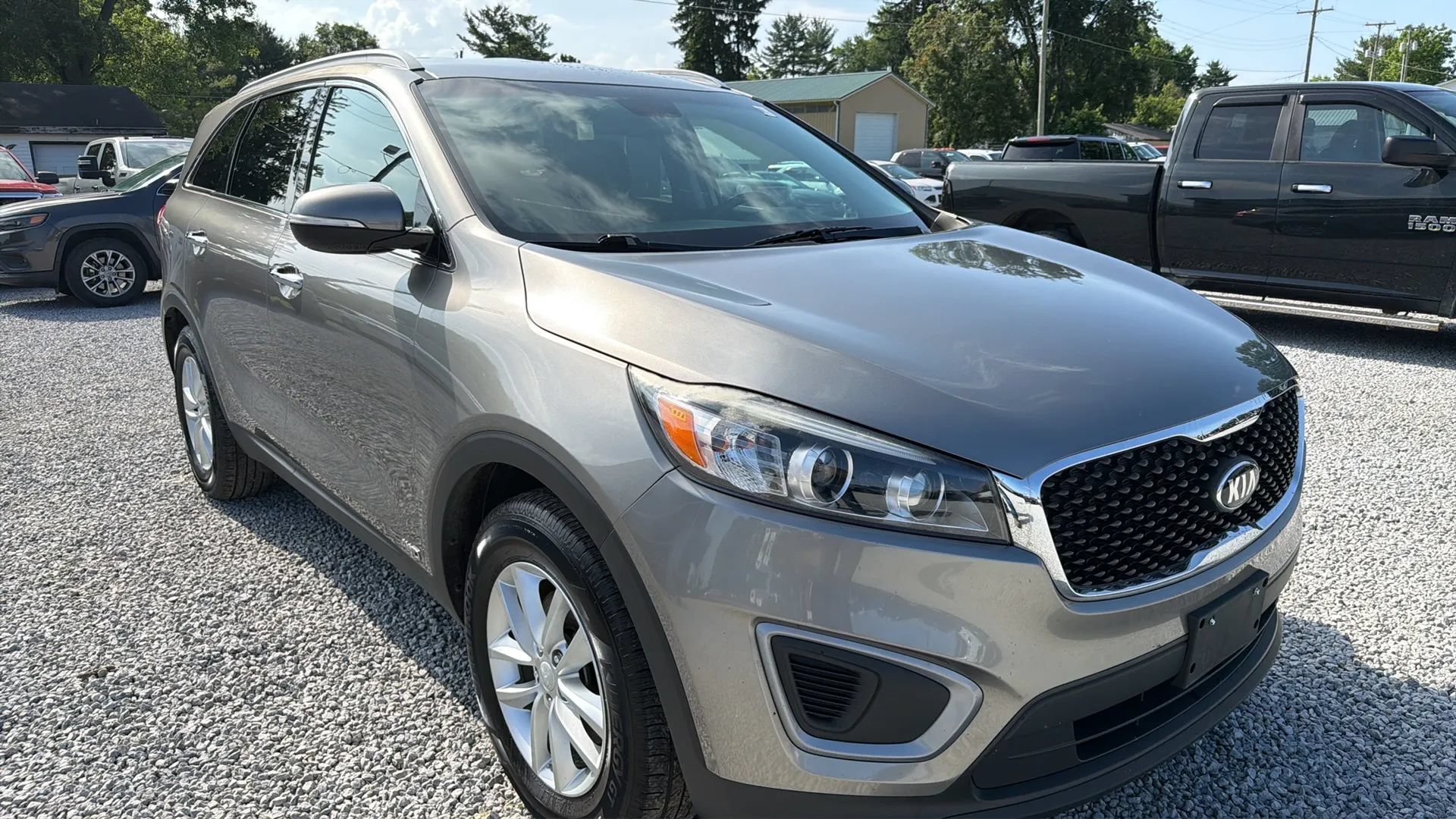 Used 2016 Kia Sorento AWD w/ LX Convenience Package image 8