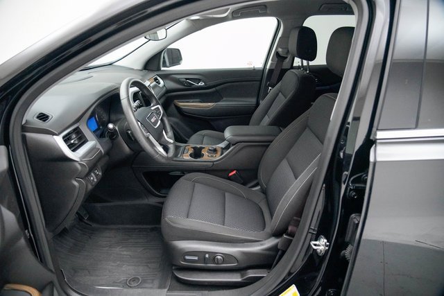 Used 2023 GMC Acadia SLE w/ Driver Convenience Package image 24