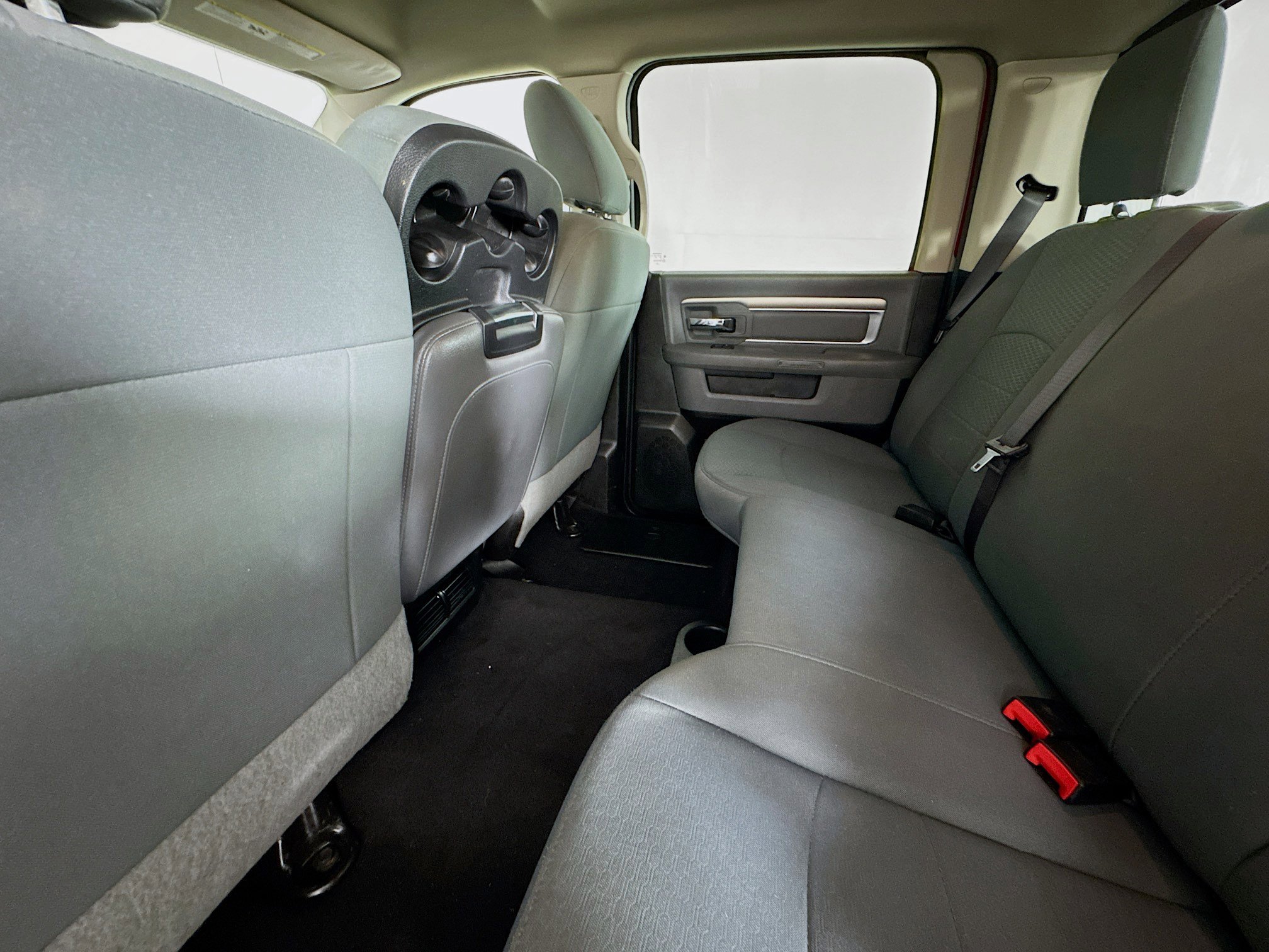 Used 2019 RAM 1500 Classic SLT RWD image 23