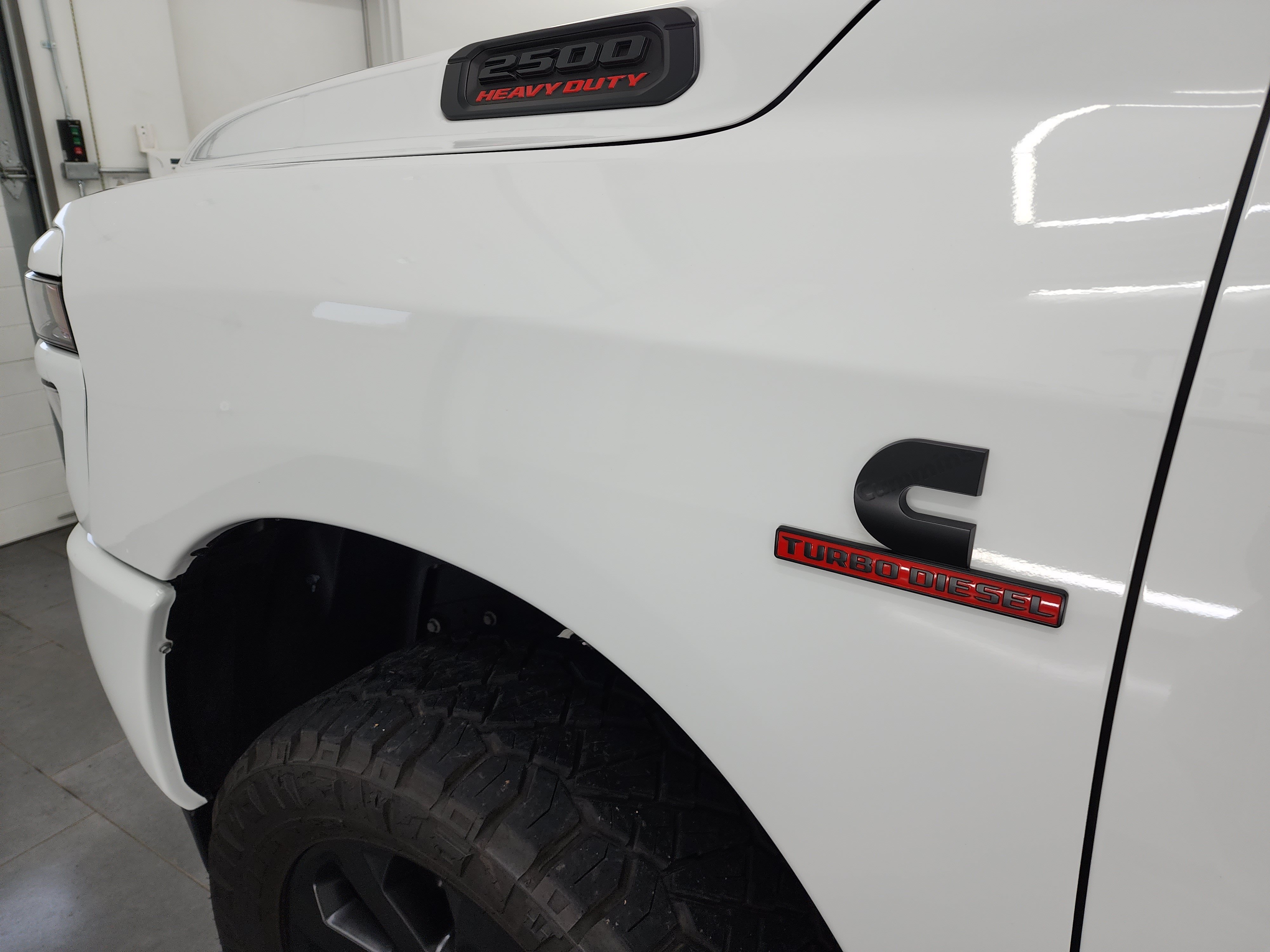 Used 2025 RAM 2500 Lone Star AWD/4WD image 35