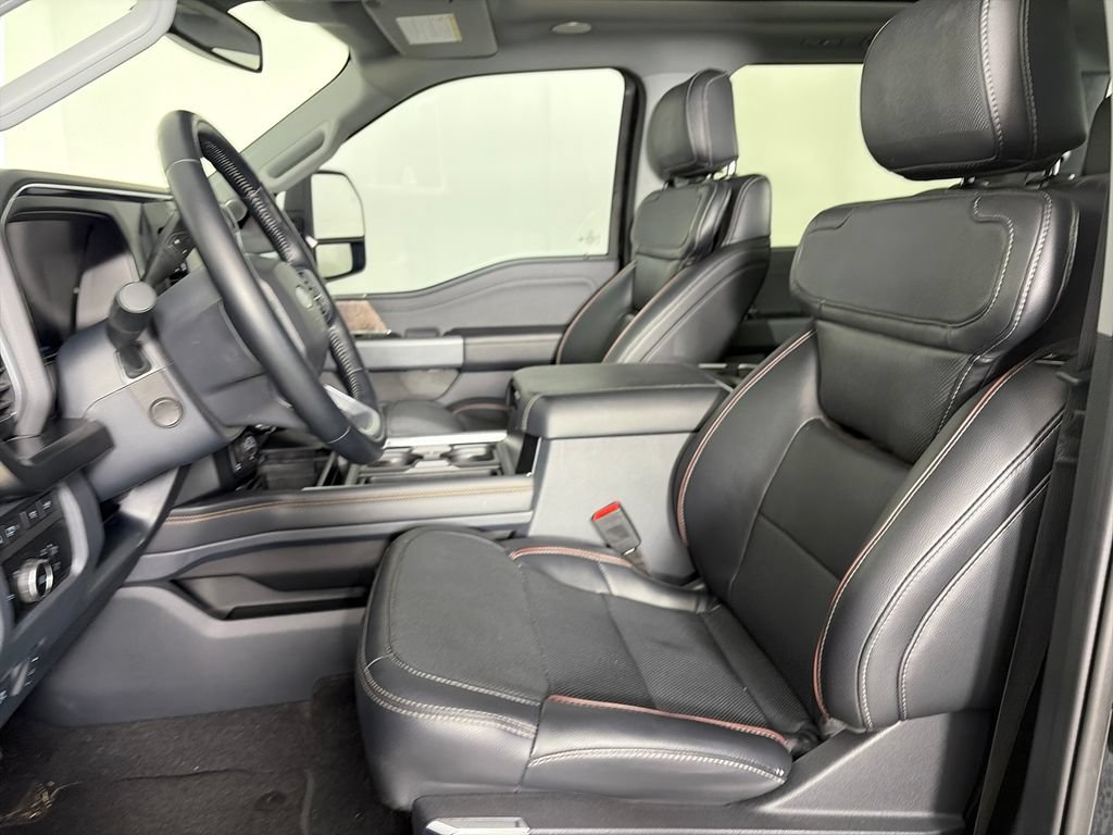 Used 2023 Ford F250 Lariat w/ Lariat Ultimate Package AWD/4WD image 11