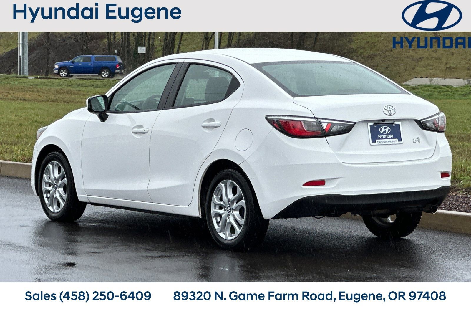 Used 2017 Toyota Yaris iA image 6