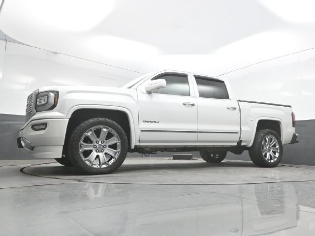 Used 2017 GMC Sierra 1500 Denali w/ Denali Ultimate Package AWD/4WD image 33