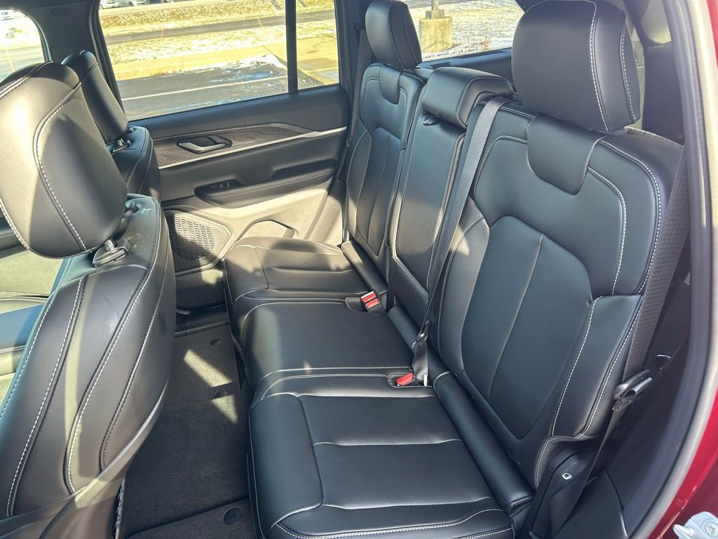 New 2025 Jeep Grand Cherokee Limited image 20