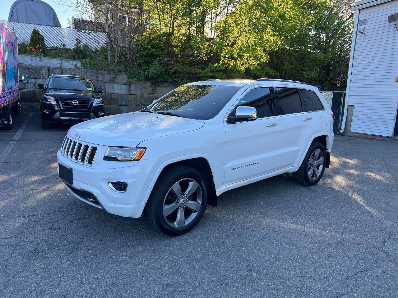 Used 2015 Jeep Grand Cherokee Overland AWD/4WD image 6