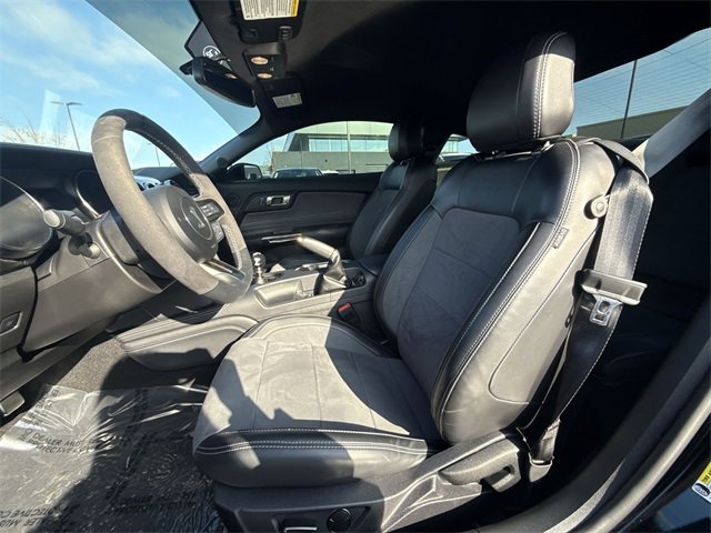 Used 2019 Ford Mustang Shelby GT350 w/ Technology Package image 11