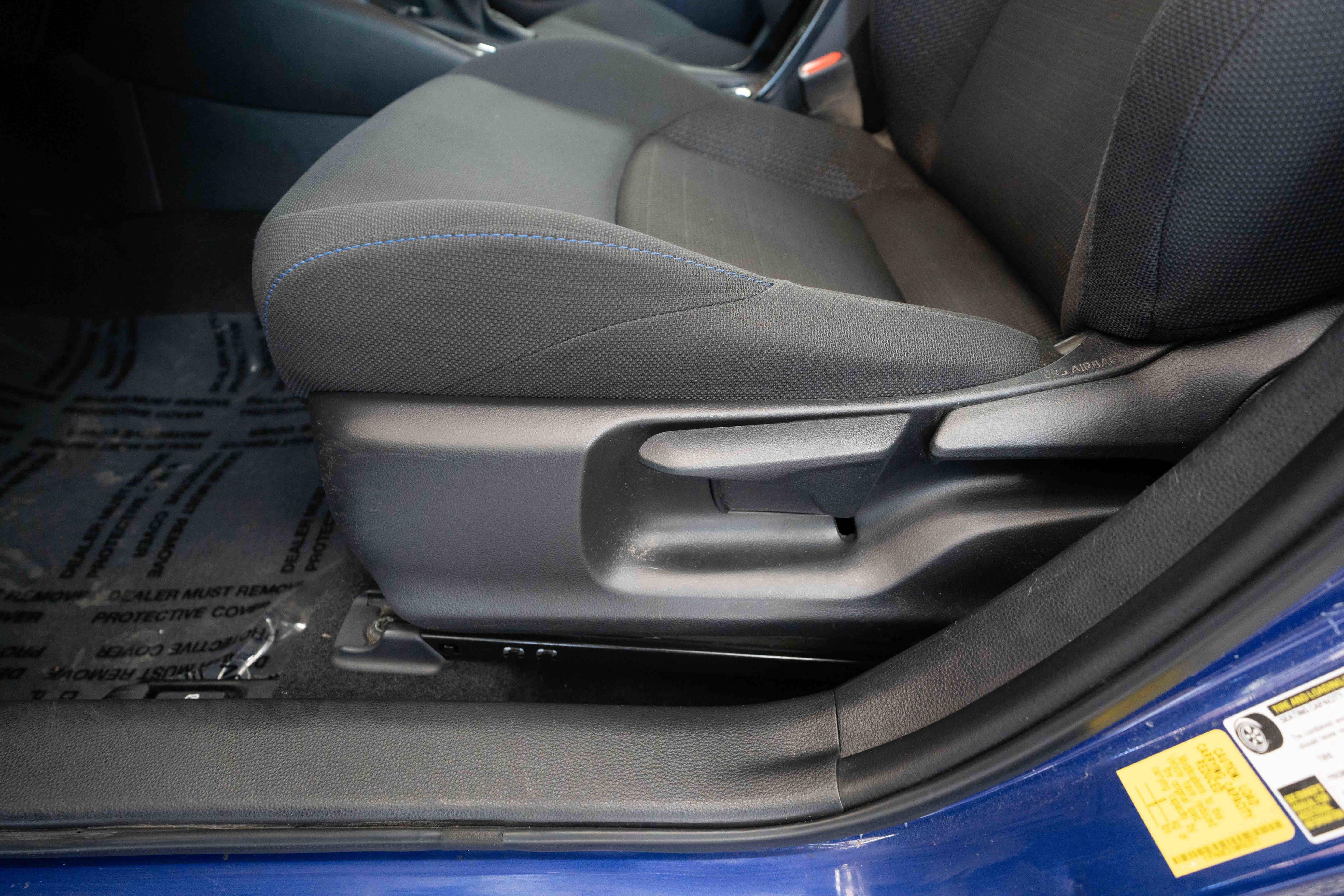 Used 2021 Toyota Corolla SE w/ SE Premium Package FWD image 12