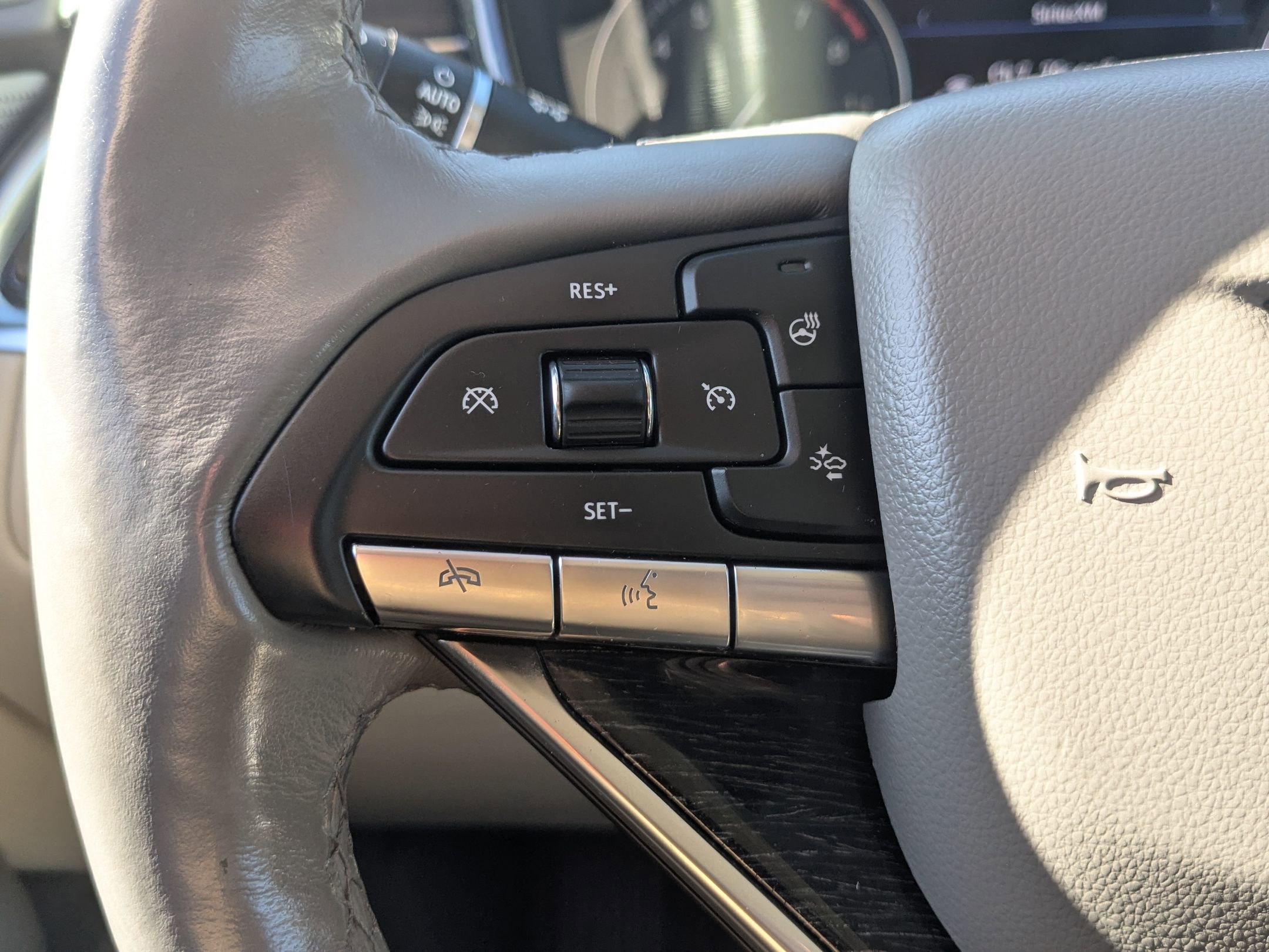 Used 2022 Cadillac XT6 Premium Luxury w/ Technology Package image 21