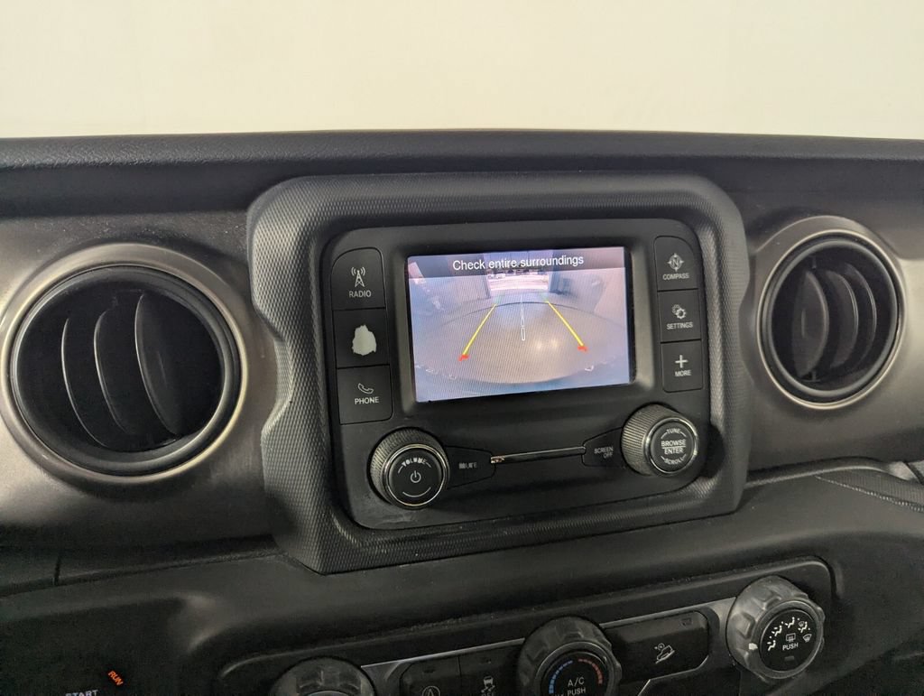 Used 2020 Jeep Wrangler Sport AWD/4WD image 21