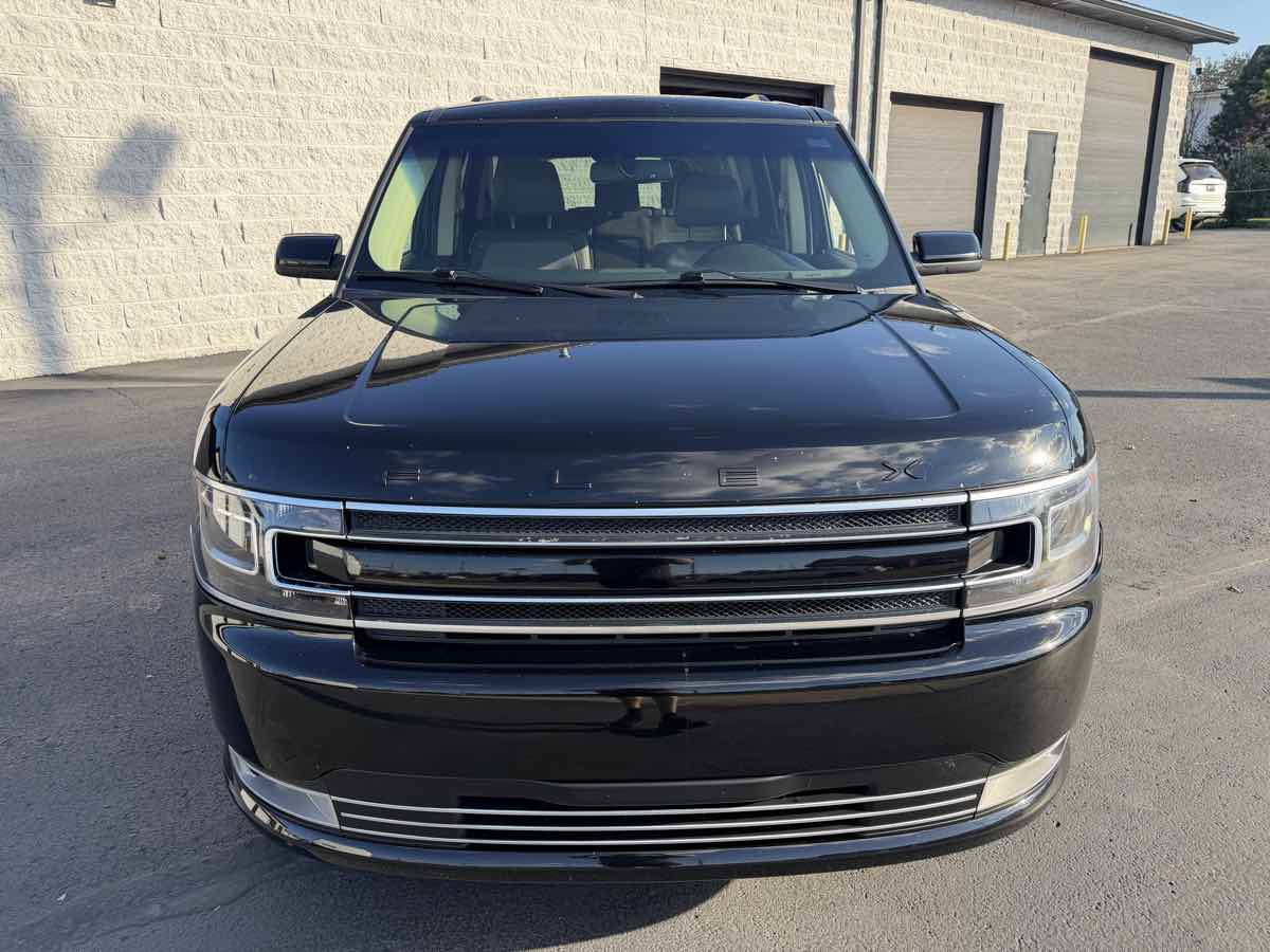 Used 2018 Ford Flex Limited w/ Equipment Group 303A AWD/4WD image 7