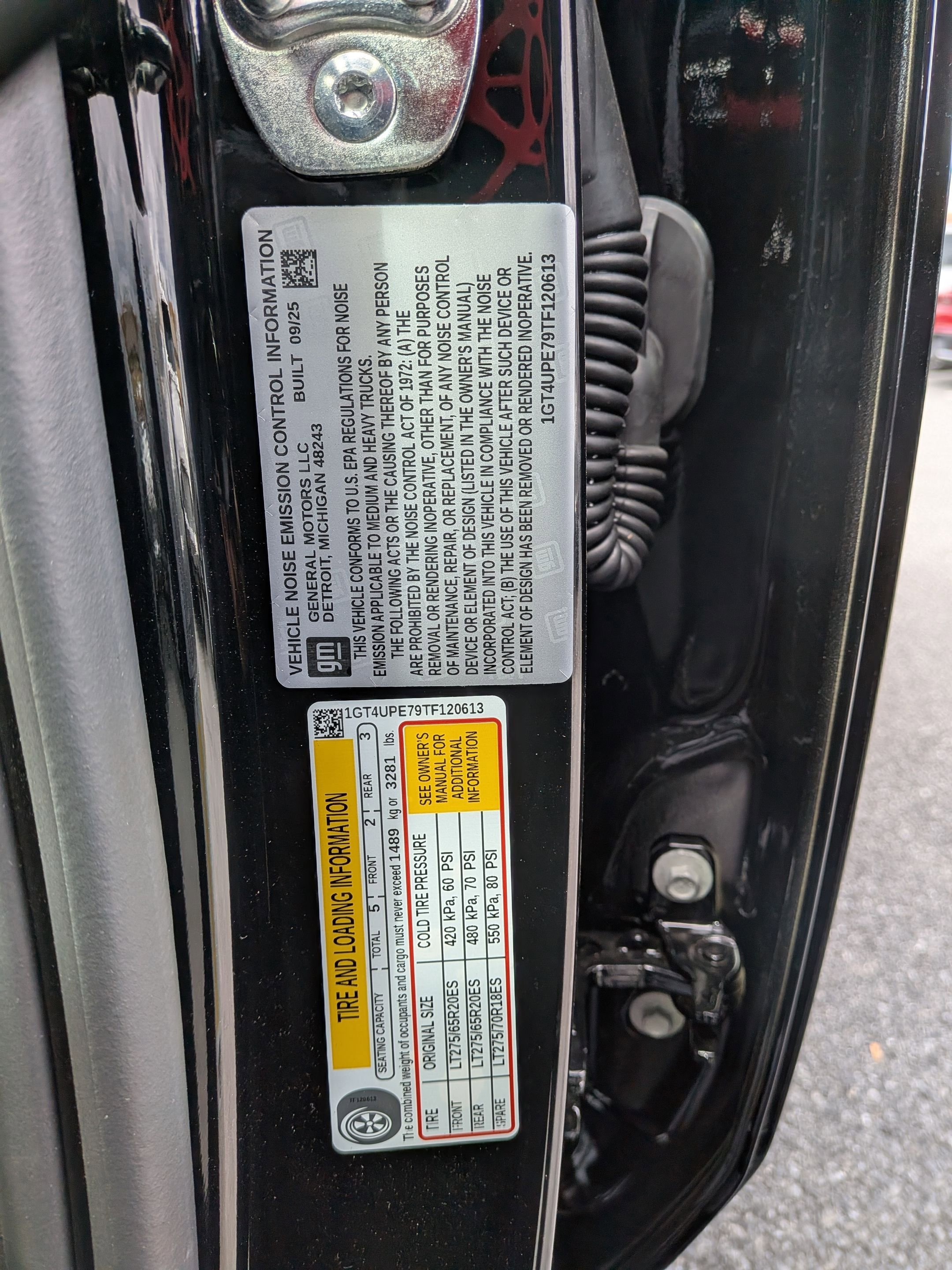 New 2026 GMC Sierra 2500 AT4 w/ AT4 Premium Plus Package image 24