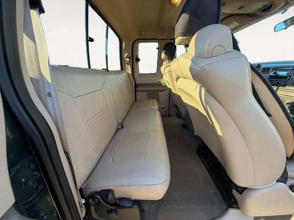 Used 2003 Ford F350 Lariat RWD image 23