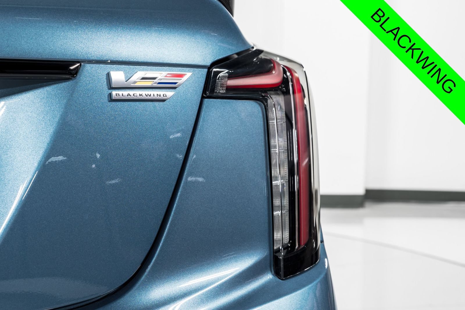 Used 2024 Cadillac CT5 V Blackwing w/ Carbon Fiber Package 2 RWD image 53
