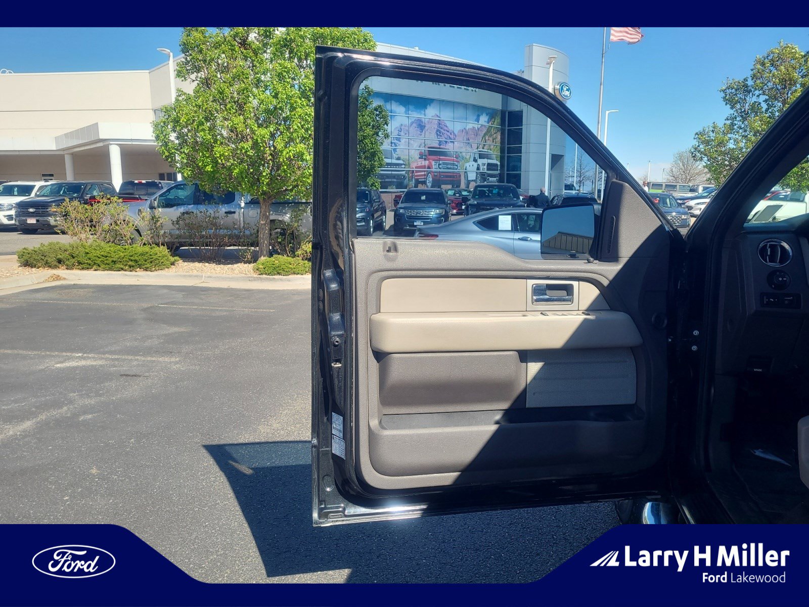 Used 2010 Ford F150 XLT image 13