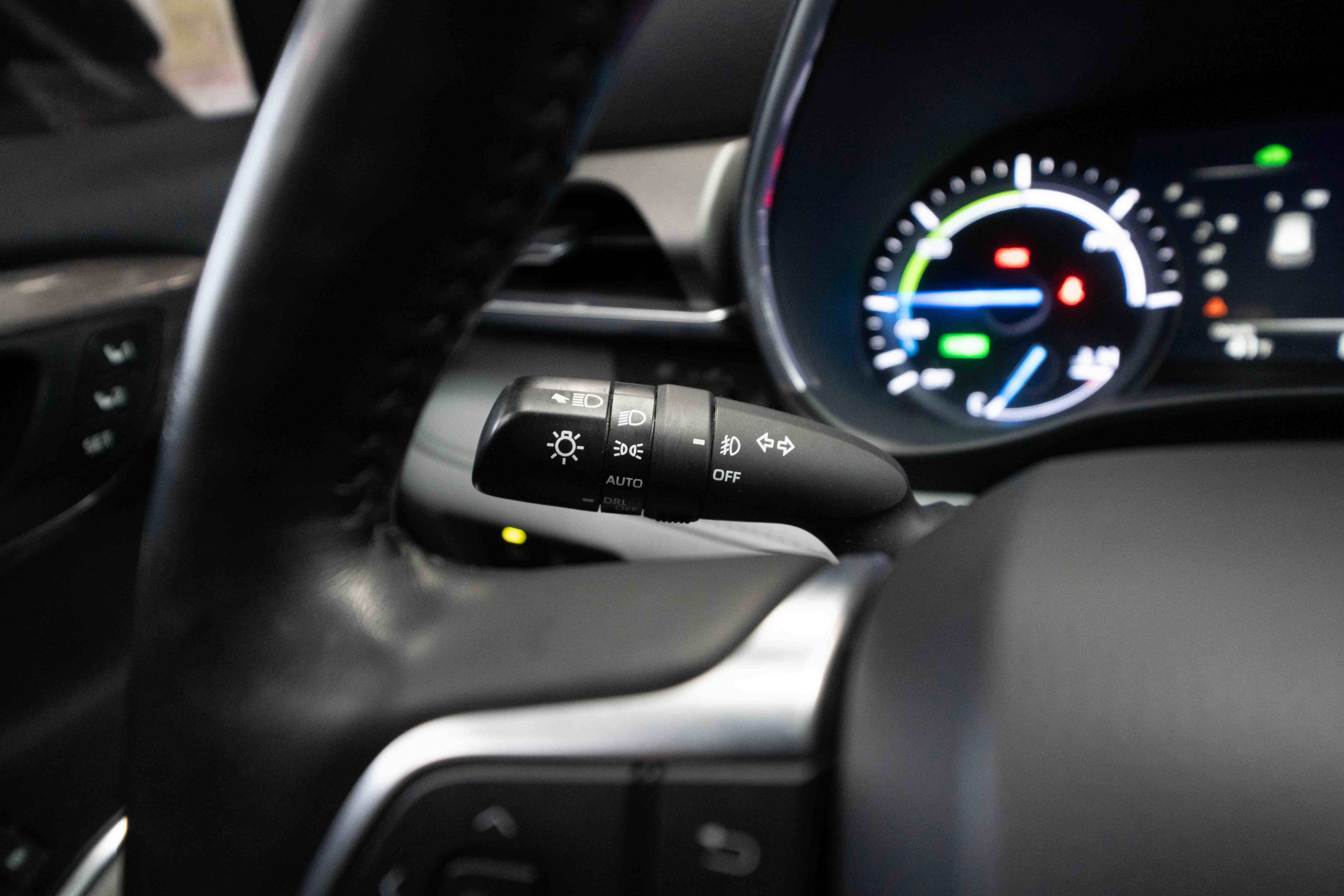 Used 2021 Toyota Highlander Limited image 13