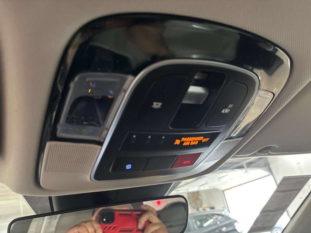 Used 2024 Hyundai Tucson Limited AWD/4WD image 24