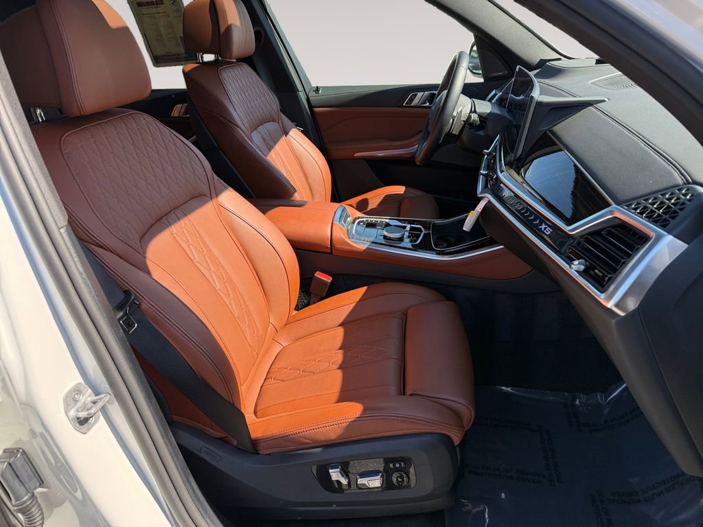 Certified 2026 BMW X5 xDrive40i w/ M Sport Package image 15