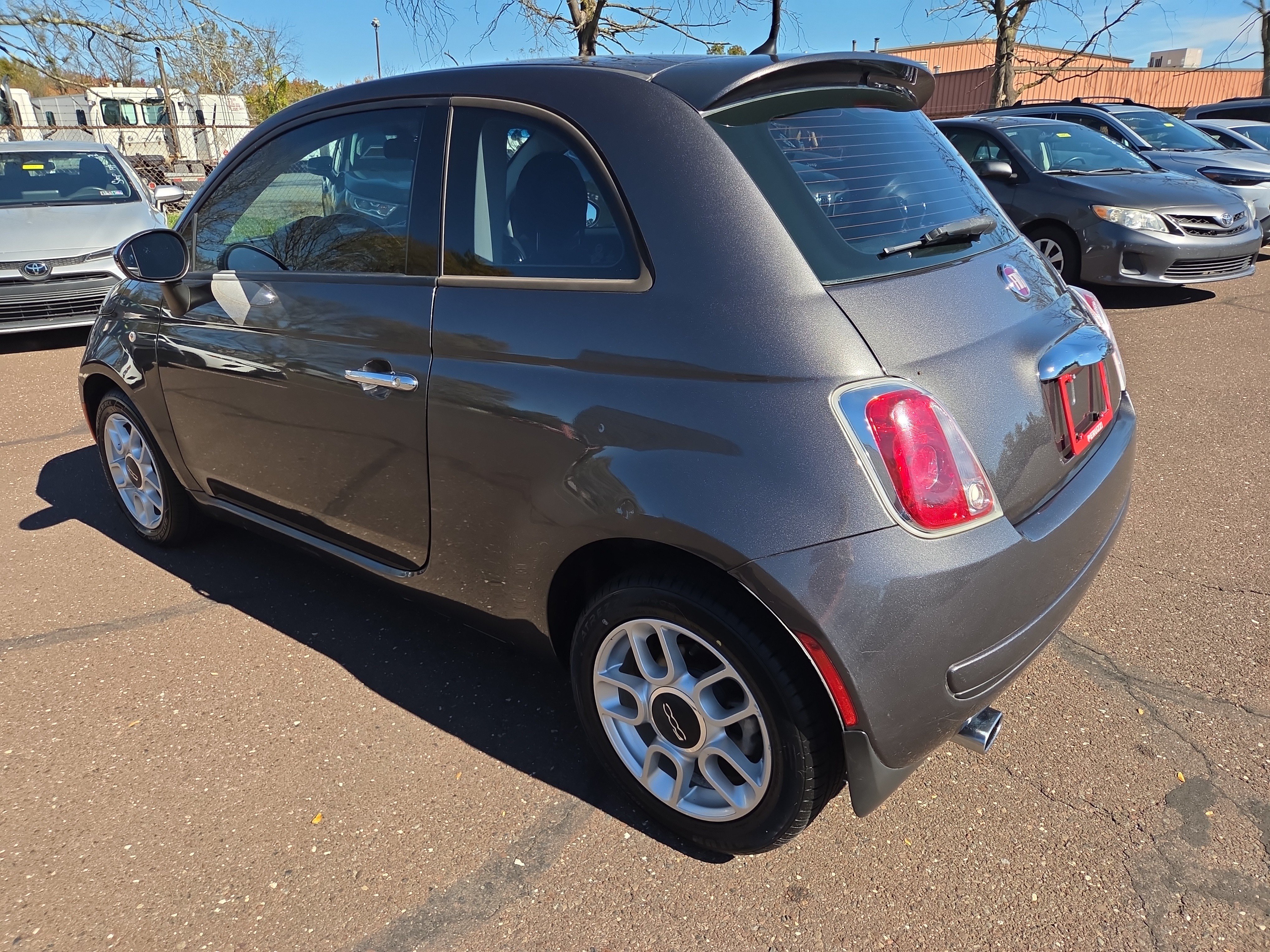Used 2015 FIAT 500 Pop FWD image 5