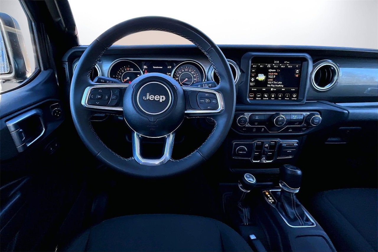 Certified 2023 Jeep Gladiator Overland image 11