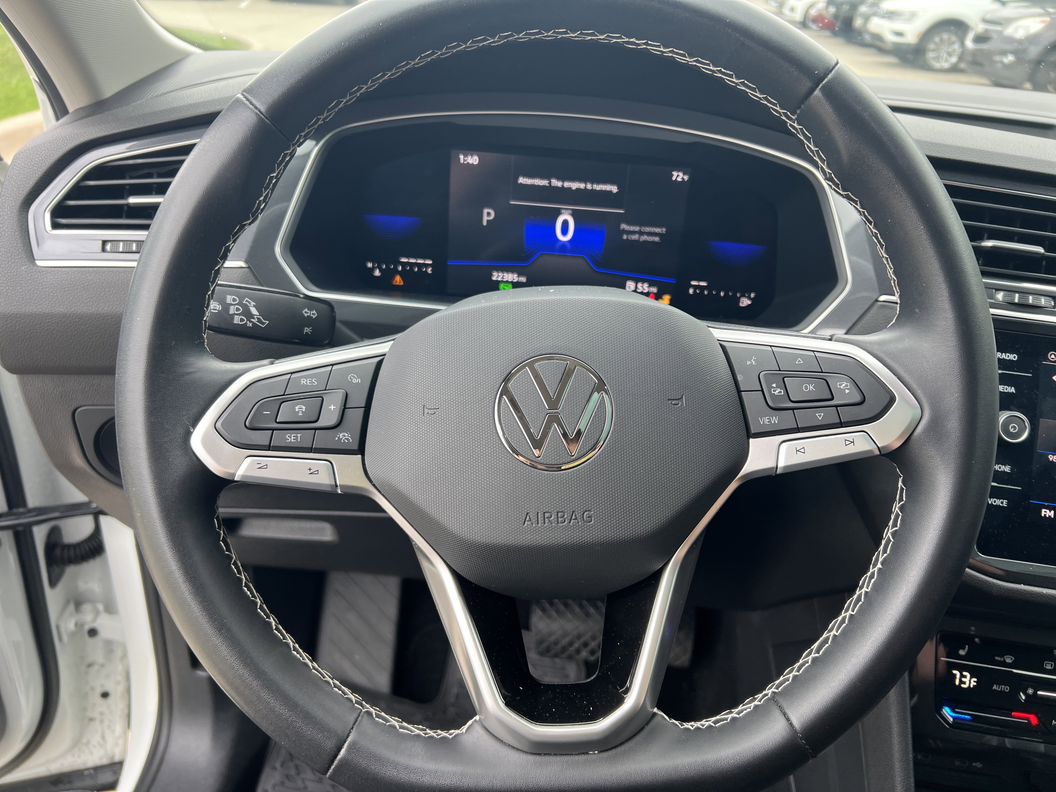 Used 2023 Volkswagen Tiguan SE w/ Panoramic Sunroof Package FWD image 16