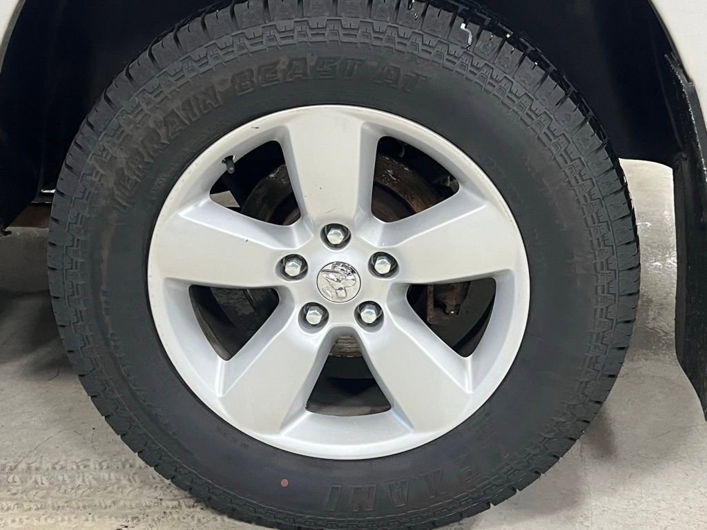 Used 2017 RAM 1500 Classic SLT image 10