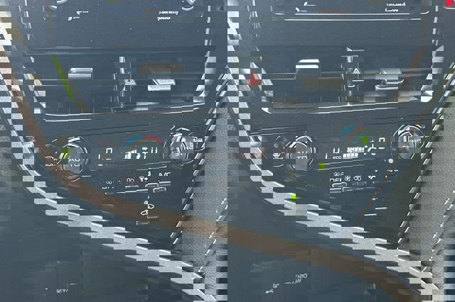 Certified 2024 Toyota Camry SE FWD image 24