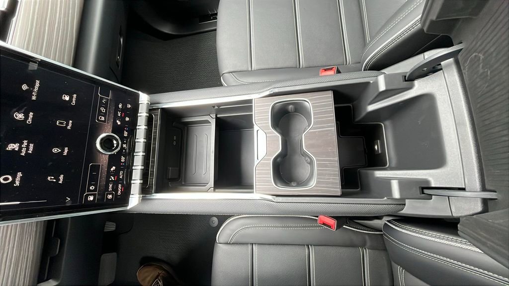 New 2024 GMC Sierra EV Denali image 25